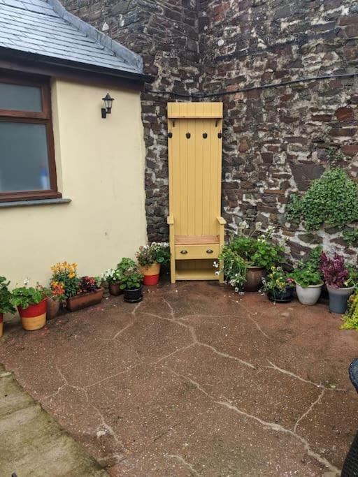 Rosie'S Place Hartland Exterior photo